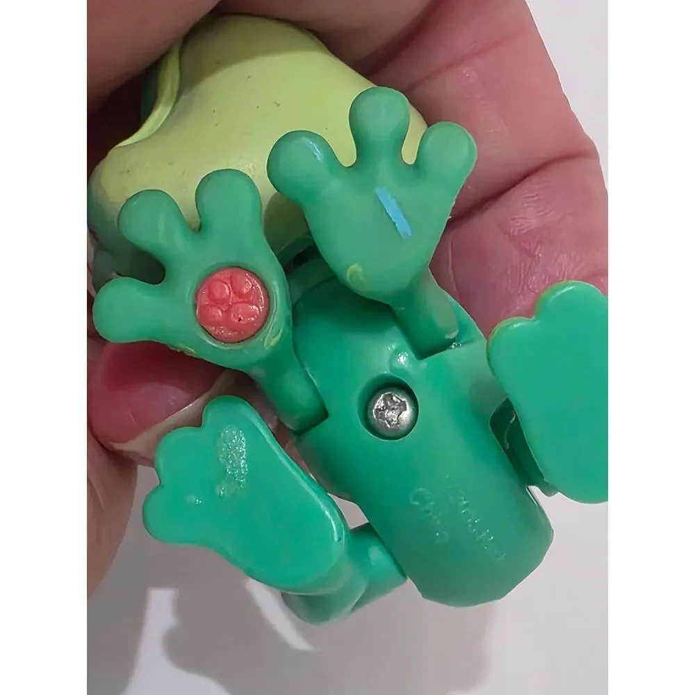 Hasbro Littlest Pet Shop 2005 Frog #236